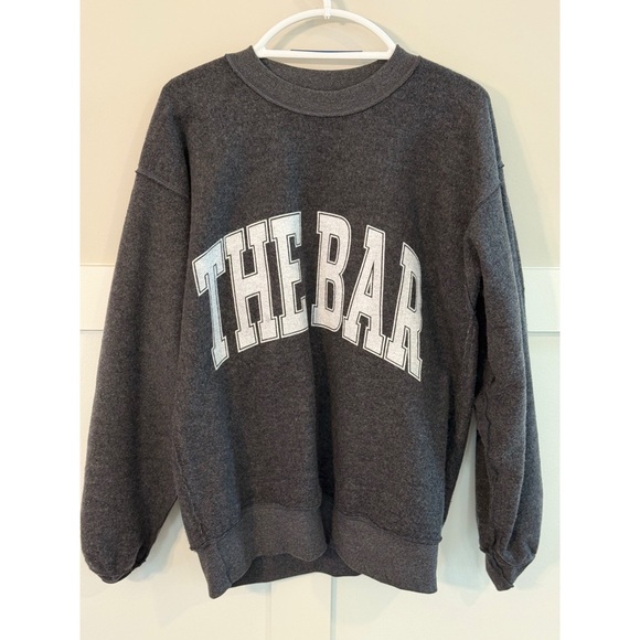 Women's The Bar Sweatshirt L Gray Varsity - Picture 3 of 8